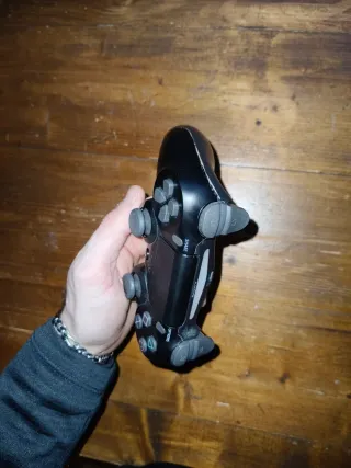 PS4 Fat con controller e 4 giochi