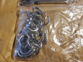 Tenazas y anillas para cerdos