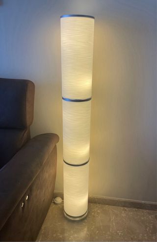 Lámpara de pie moderna