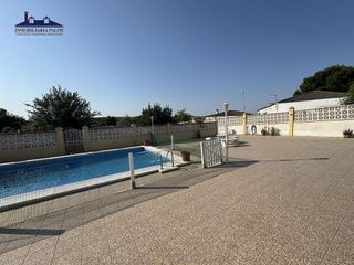 Chalet en venta en Puente Genil