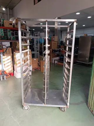 Carro pastelero portabandejas