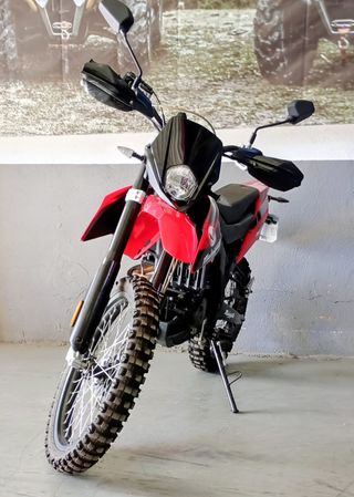 Malaguti XTM 125 Roja y Negra