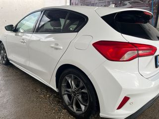 Ford Focus 2019 st line 159mil km