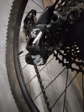 Bicicleta Cannondale carbón fix4 y Reloj Garmin