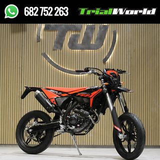 Beta RR 125 4T Supermotard Negra a Estrenar