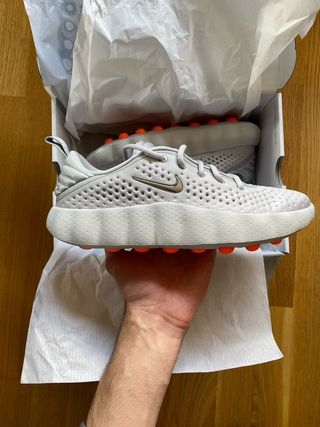 Nike Mind 002 Gris Naranja