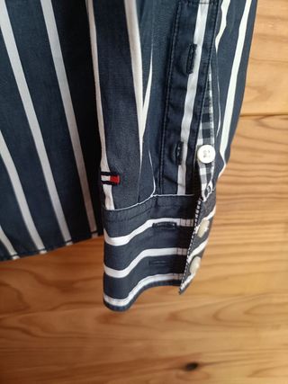 Camisa Tommy Hilfiger Color Azul Marino y Blanco