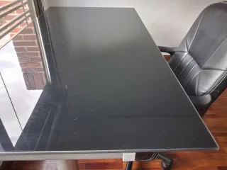 Escritorio Ikea Cristal Negro