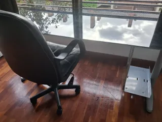 Escritorio Ikea Cristal Negro