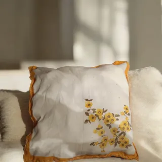 Cuscino decorativo con fiori