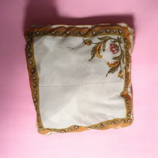 Cuscino decorativo con fiori