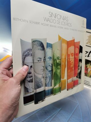 Lote 4 vinilos musica clasica, LISZT, Himnos nacionales, Sinfonia waldo de los rios y mas