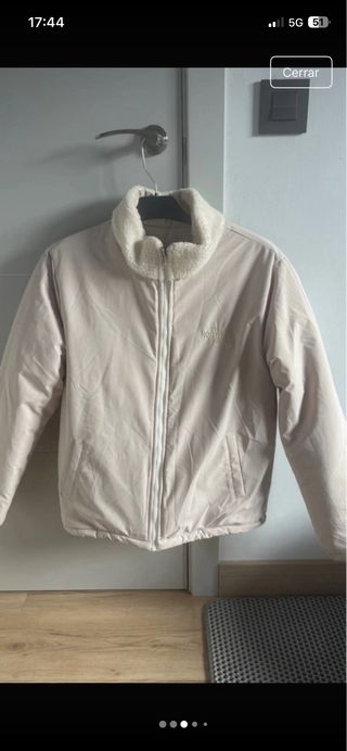 Chaqueta The North Face reversible beige