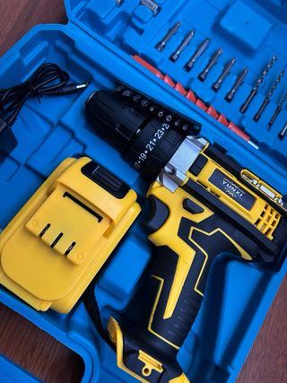 Taladro Inalámbrico con Batería y Cargador