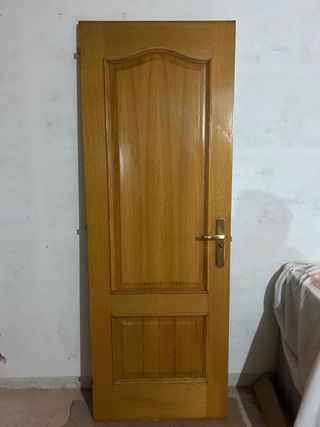 3 Puertas Madera contrachapada 202x72, 30€ unidad