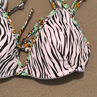 Bikini Tezenis Taglia S Zebra & Fiori