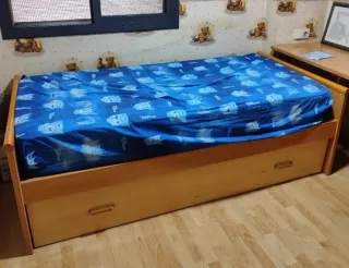 Mueble esquinero y cama doble