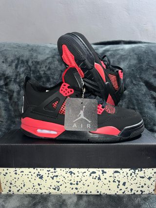 Jordan 4 Red - Nuevas - Talla 41 - Con caja