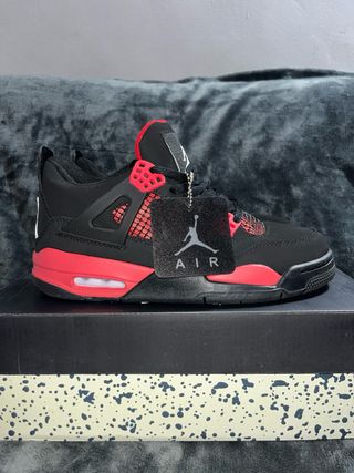 Jordan 4 Red - Nuevas - Talla 41 - Con caja