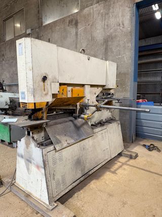 PUNZONADORA GEKA HYDRACROP 110 SD