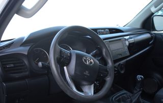 TOYOTA Hilux Cabina Doble GX