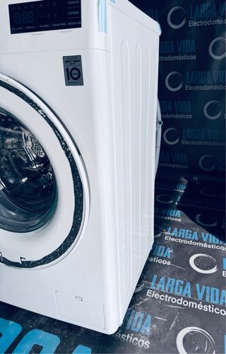 186.Lavadora 8 kilos LG Nueva Tara! inverter  A+++