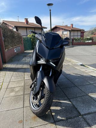Yamaha XMAX 125 Tech MAX