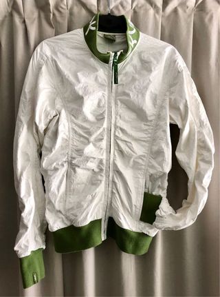 Cazadora Skunkfunk blanca y verde