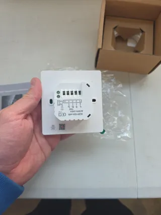 Termostato WiFi Irishom per Riscaldamento FC158