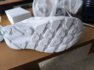 Zapatillas Hoka Blancas