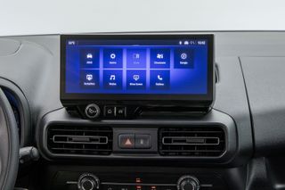 Opel Combo-e Life 2024