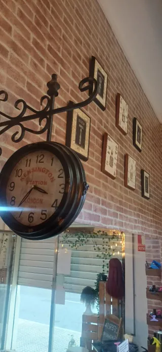 Se traspasa peluquería