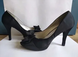 Lote 3 pares zapatos negros de tacón