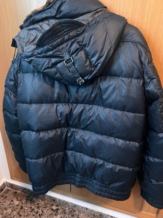 Cazadora HETREGO Negra con Cuello de Pelo