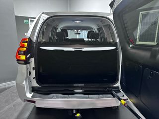 TOYOTA Land Cruiser D-4D GX