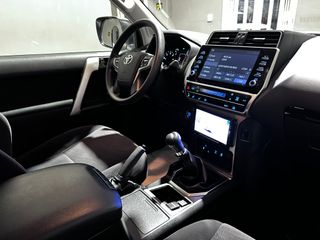 TOYOTA Land Cruiser D-4D GX