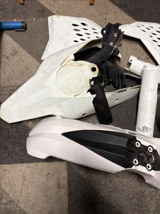 Carcasa KTM EXC 2008-2011