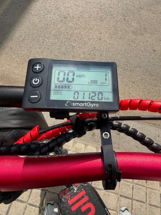 Patinete Eléctrico Red Bull KTM