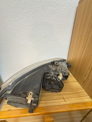 Faros Delanteros Seat Leon 2