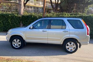 Honda CR-V plateado