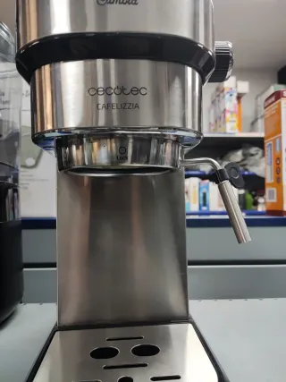 Cafetera Cecotec Cafelizzia Cumbia