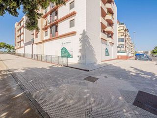 Local comercial en venta en Casco Antiguo en Mairena del Aljarafe