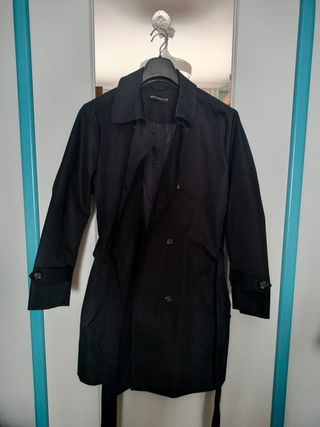 Gabardina negra Encuentro sin estrenar
