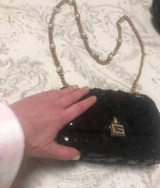 Bolso Guess Negro Lentejuelas Dorado