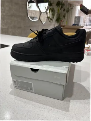 Nike Air Force 1 Low '07 Talla 41 Negro