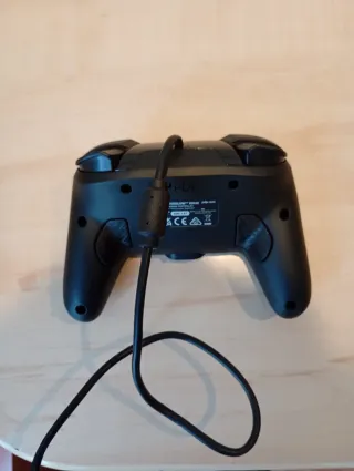 Mando Pro Controller Nintendo Switch con Cable PDP