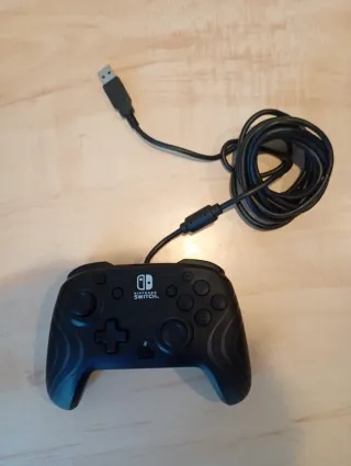 Mando Pro Controller Nintendo Switch con Cable PDP