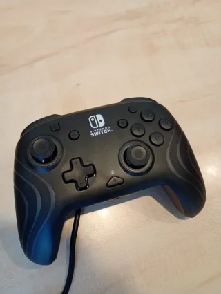 Mando Pro Controller Nintendo Switch con Cable PDP