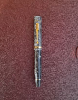 Pluma estilográfica Conway Stewart Churchill LE