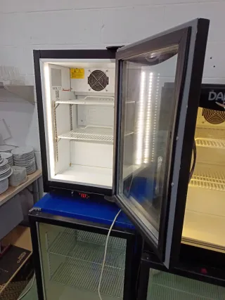 Vitrina Expositora Bebidas Danone